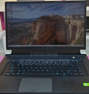 New Laptop Alienware M17x R2 16GB Intel Core I7 SSD 512GB