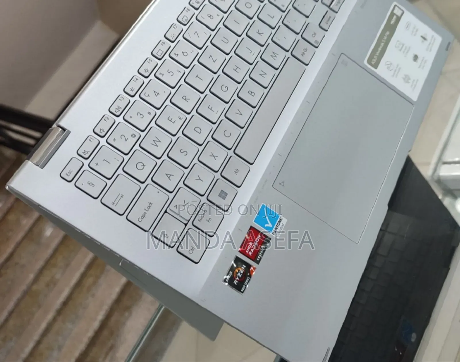 New Laptop Asus 16GB AMD Ryzen 7 SSD 1T