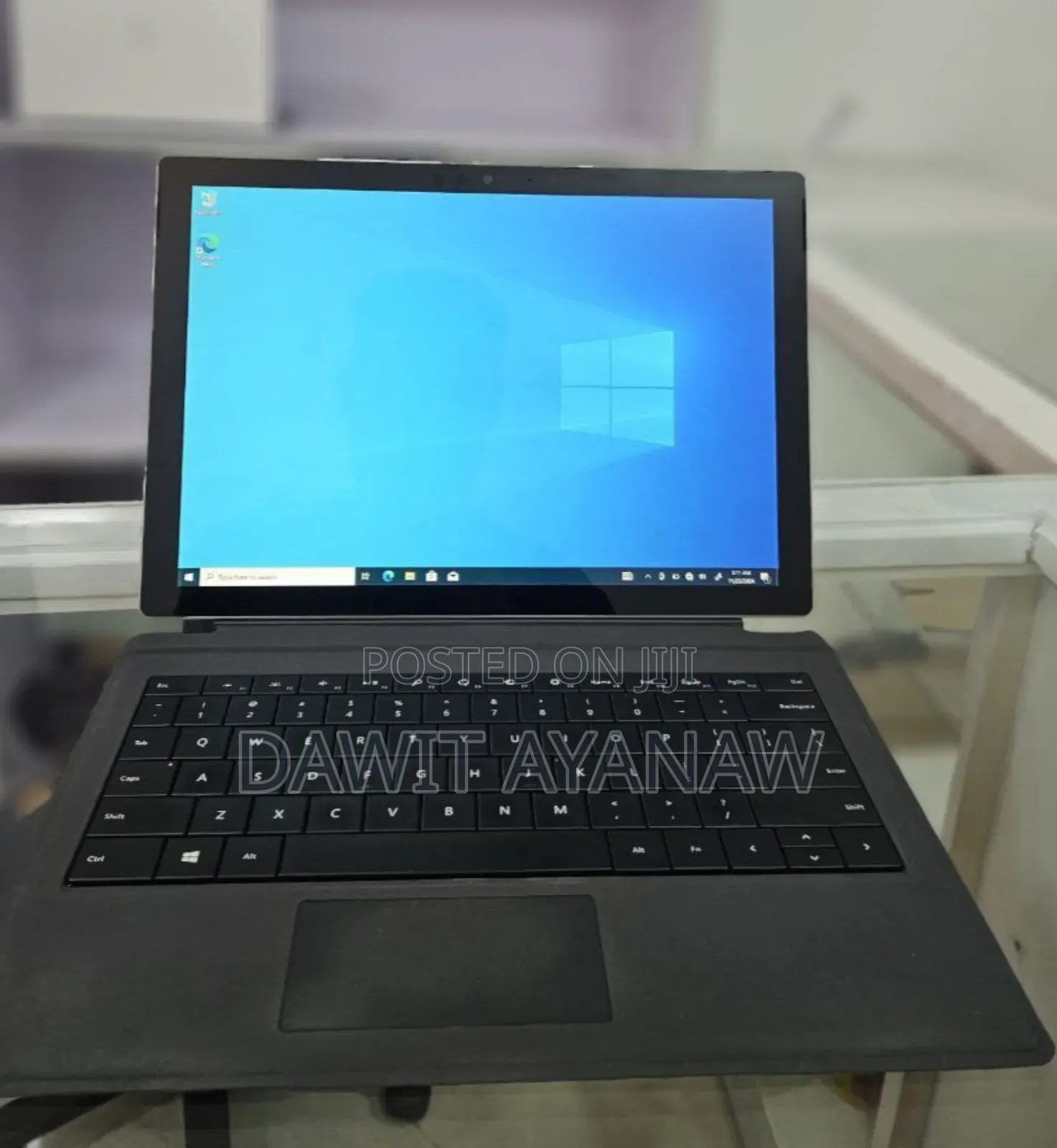 New Laptop Microsoft Surface Pro 5 8GB Intel Core I5 SSD 256GB
