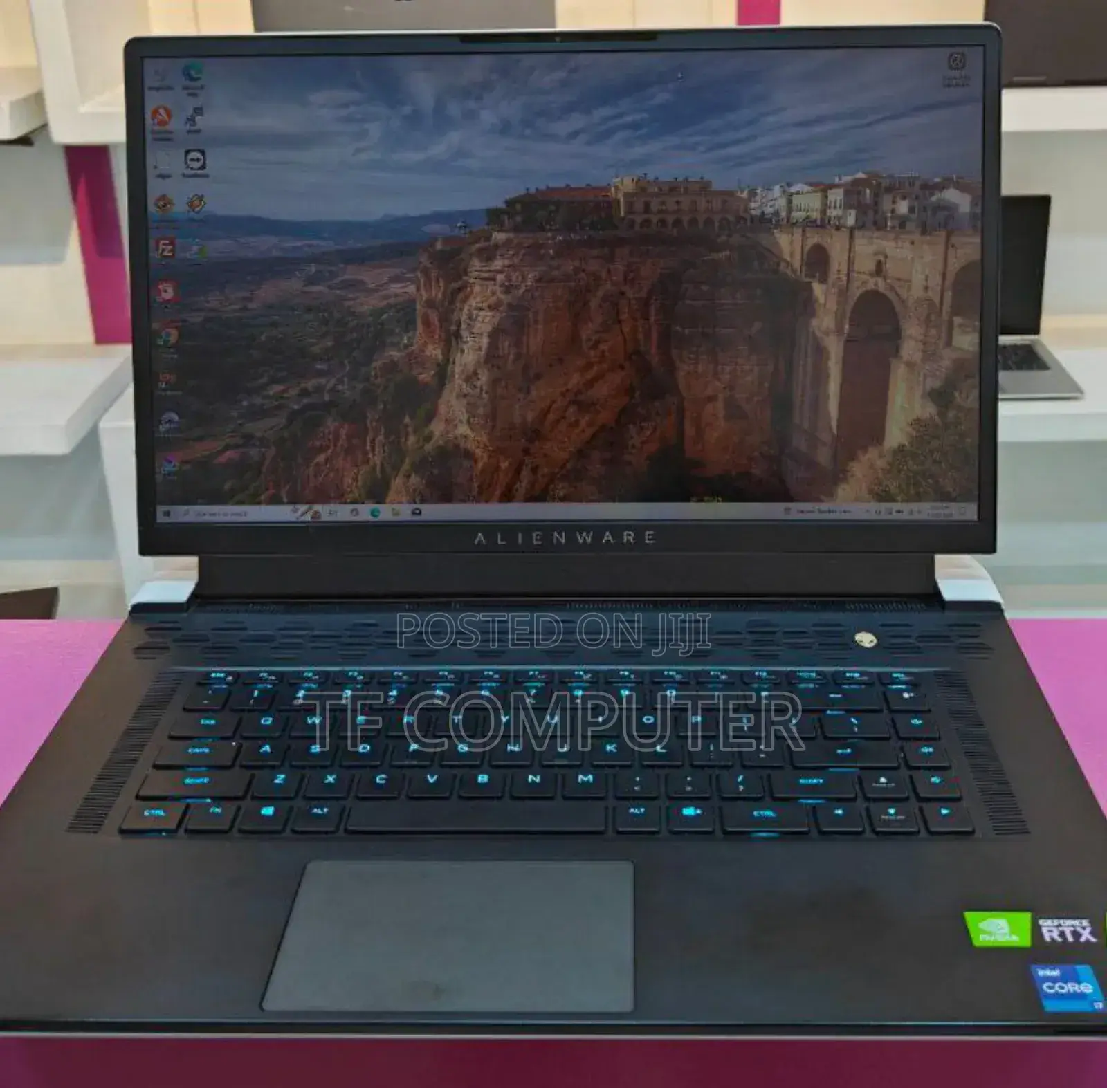 New Laptop Alienware M17x R2 16GB Intel Core I7 SSD 512GB