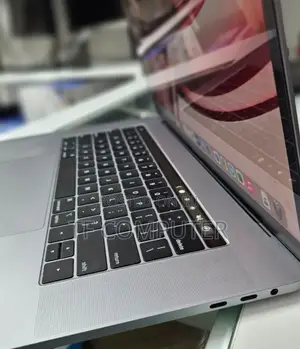 New Laptop Apple MacBook Pro 2019 16GB Intel Core I9 SSD 1T