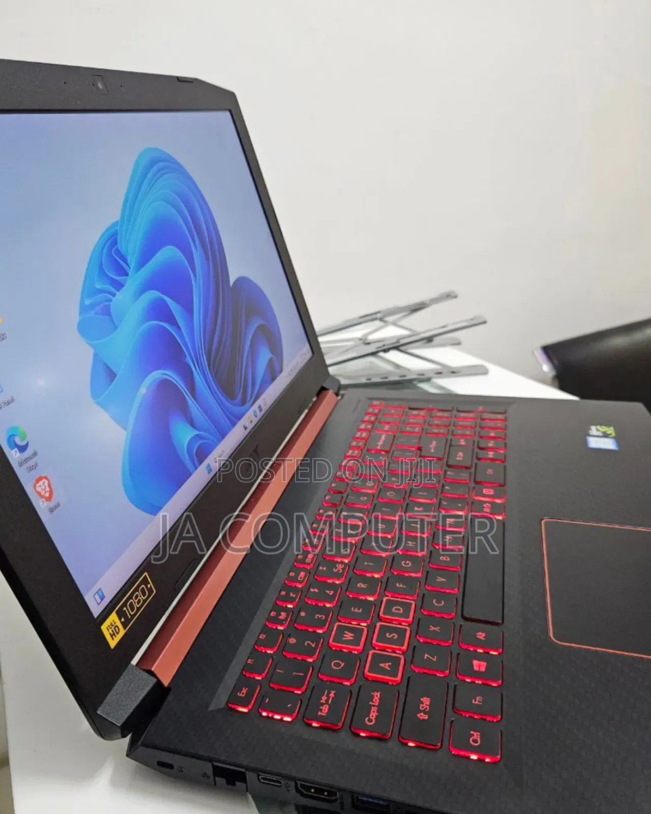 New Laptop Acer Nitro 5 8GB Intel Core I7 SSHD (Hybrid) 1.5T