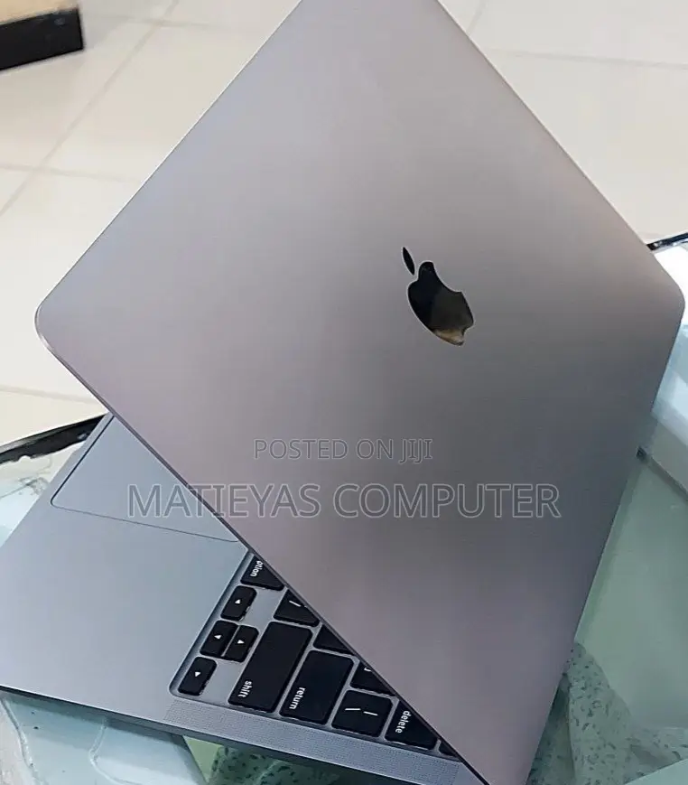 New Laptop Apple MacBook Air 2020 16GB Intel Core I7 SSD 512GB