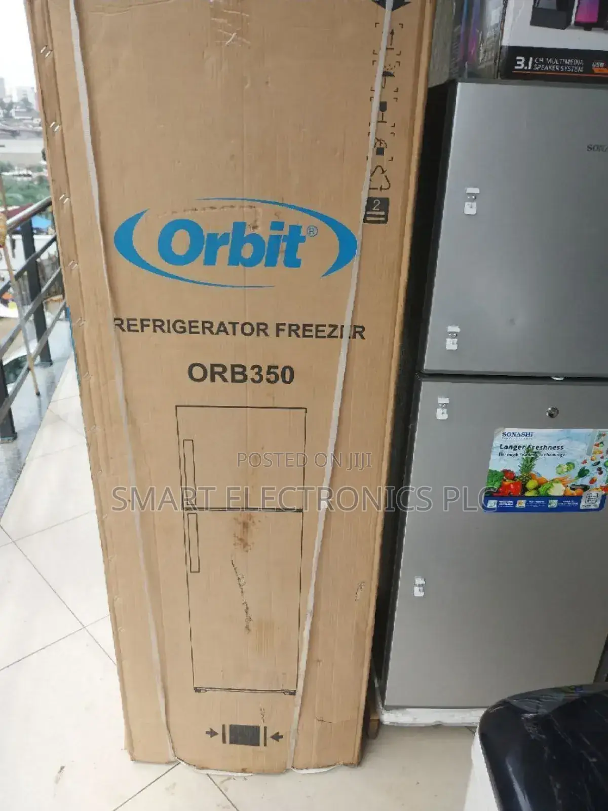 Orbit Refrigerator 350l