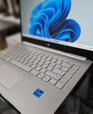 New Laptop HP Stream Notebook 8GB Intel Core I5 SSD 512GB