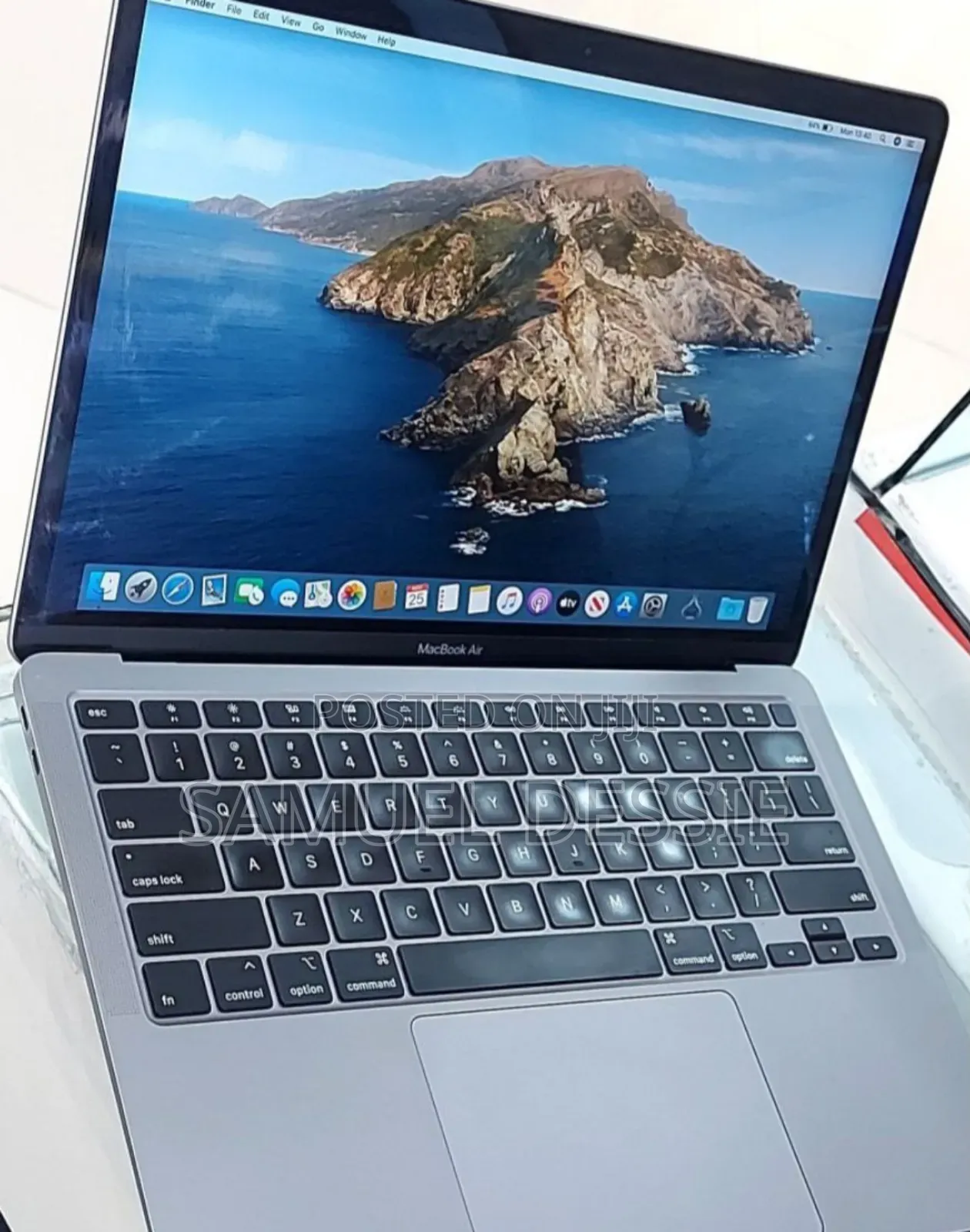 New Laptop Apple MacBook Air 2020 16GB Intel Core I7 SSD 512GB