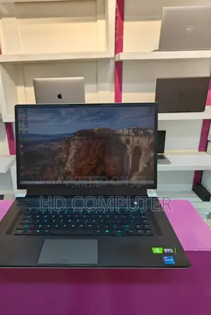 New Laptop Alienware M17x R2 16GB Intel Core I7 SSD 512GB