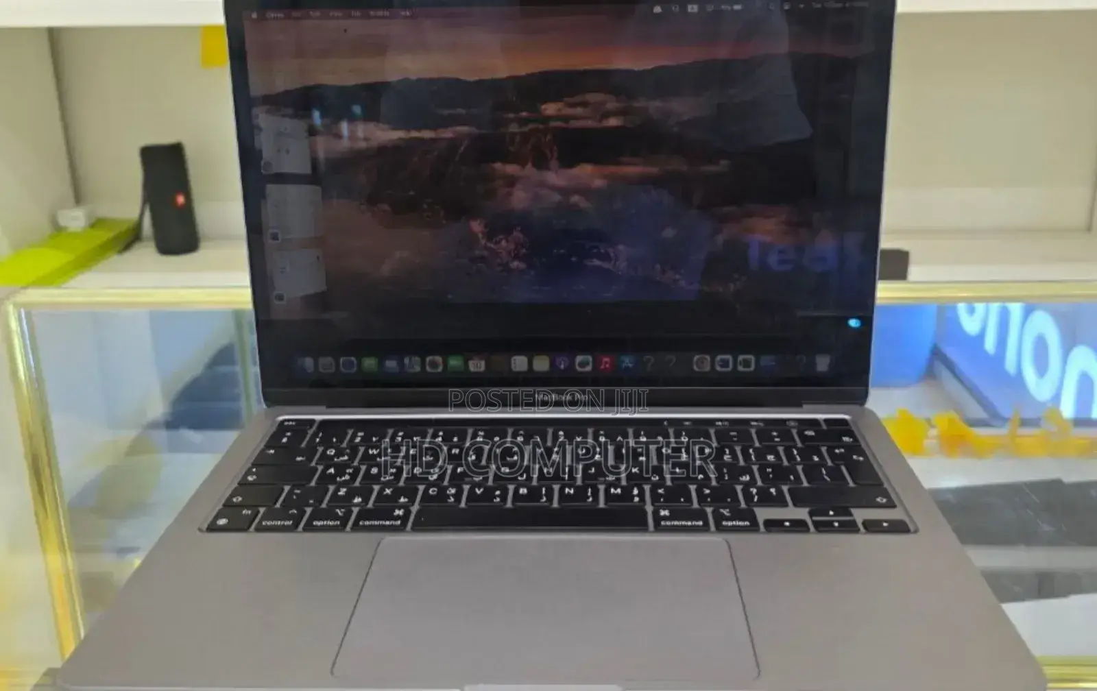 New Laptop Apple MacBook Air 2020 M1 8GB Apple M1 Pro SSD 256GB