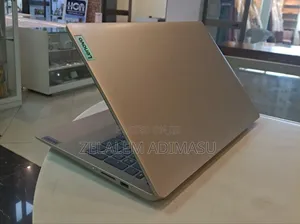 New Laptop Lenovo Ideapad 3 8GB Intel Core I5 SSD 256GB