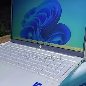 New Laptop HP Pavilion 13 16GB Intel Core I7 SSD 512GB