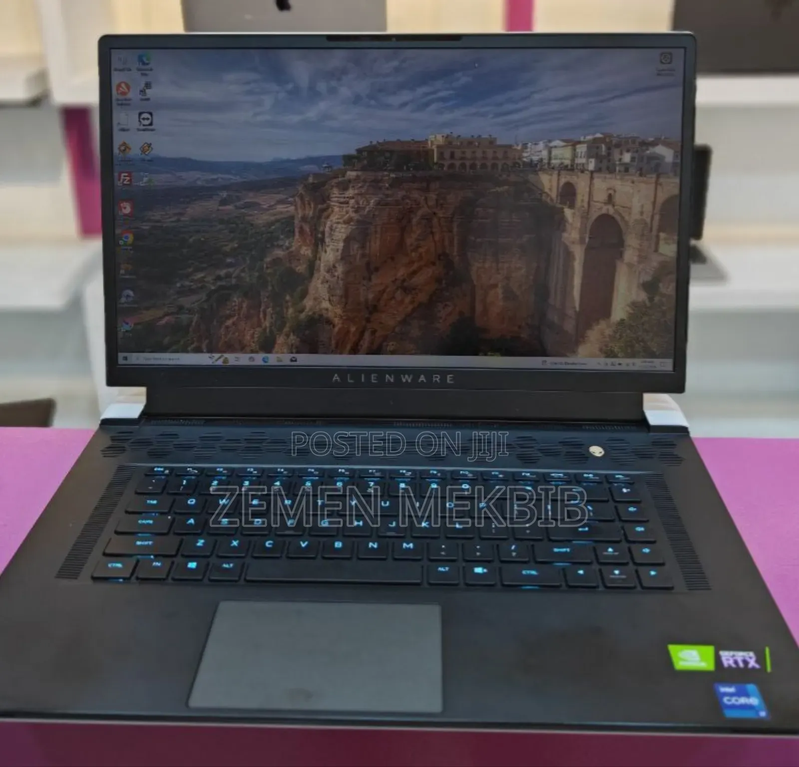 New Laptop Alienware M17x R2 16GB Intel Core I7 SSD 512GB