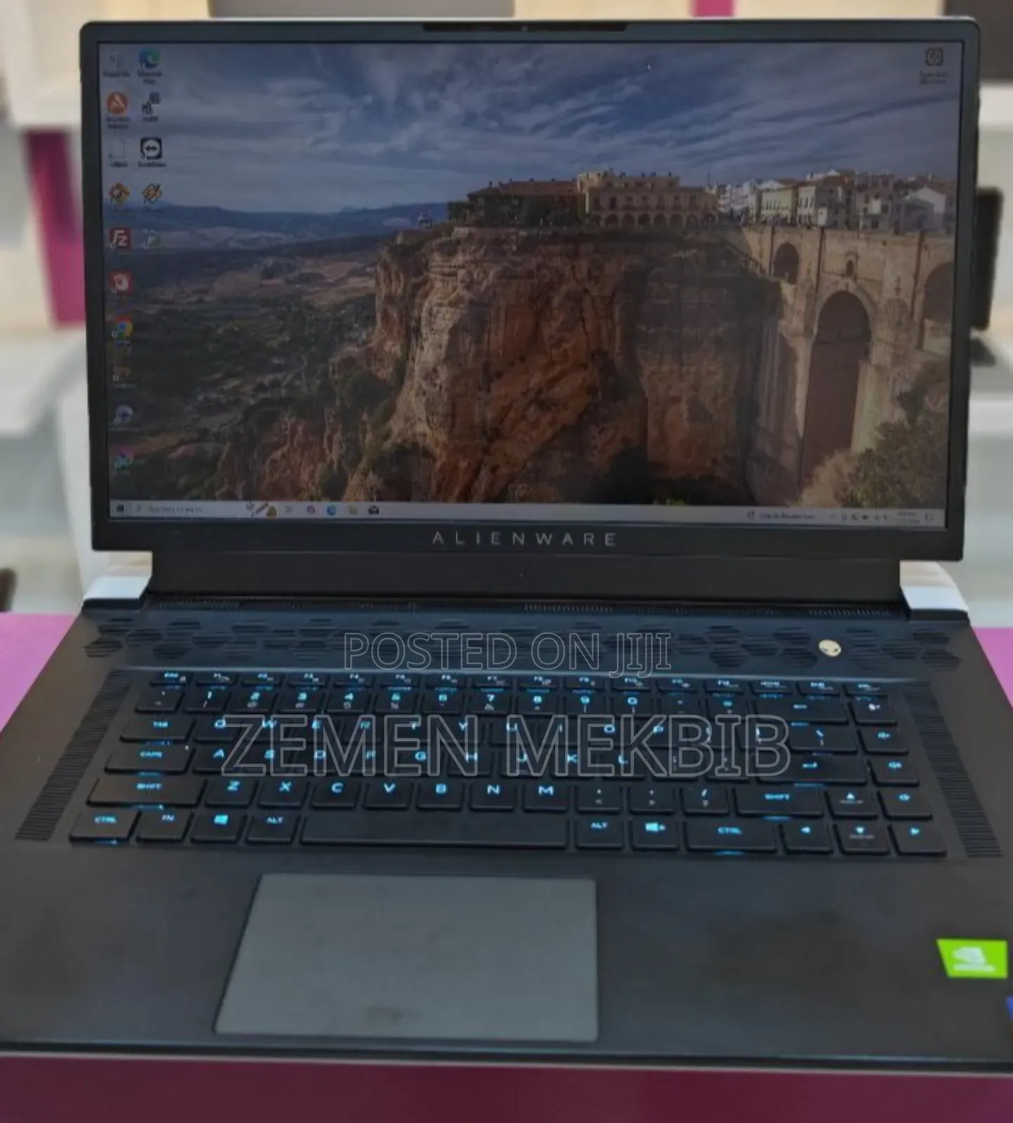 New Laptop Alienware M17x R2 16GB Intel Core I7 SSD 512GB