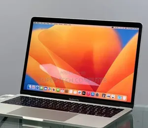 Photo - New Laptop Apple MacBook Pro 2017 8GB Intel Core I5 SSD 256GB