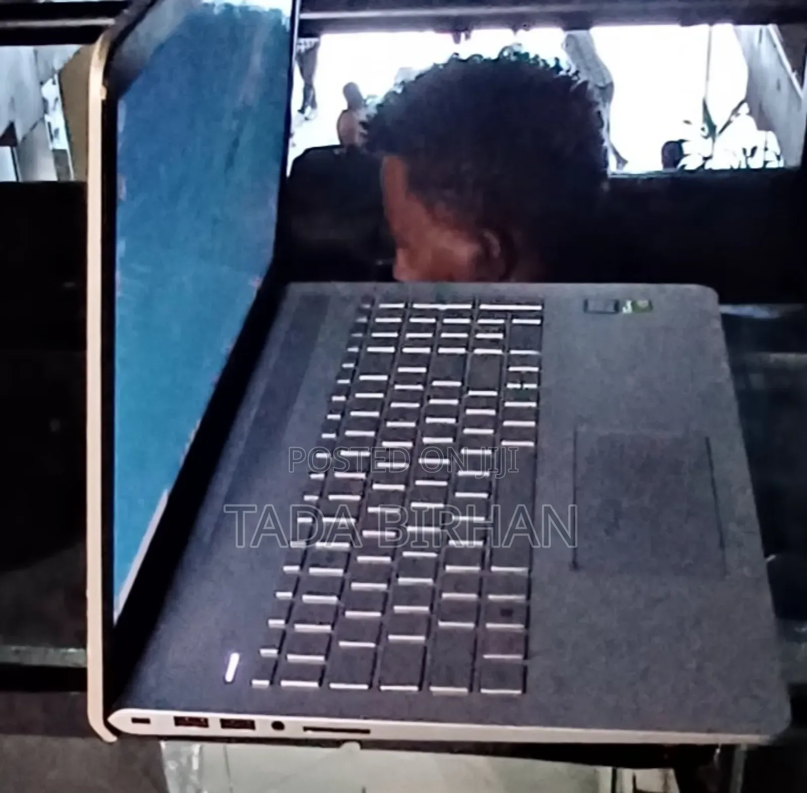 Laptop HP Pavilion 15 8GB Intel Core I5 HDD+SSD 1T