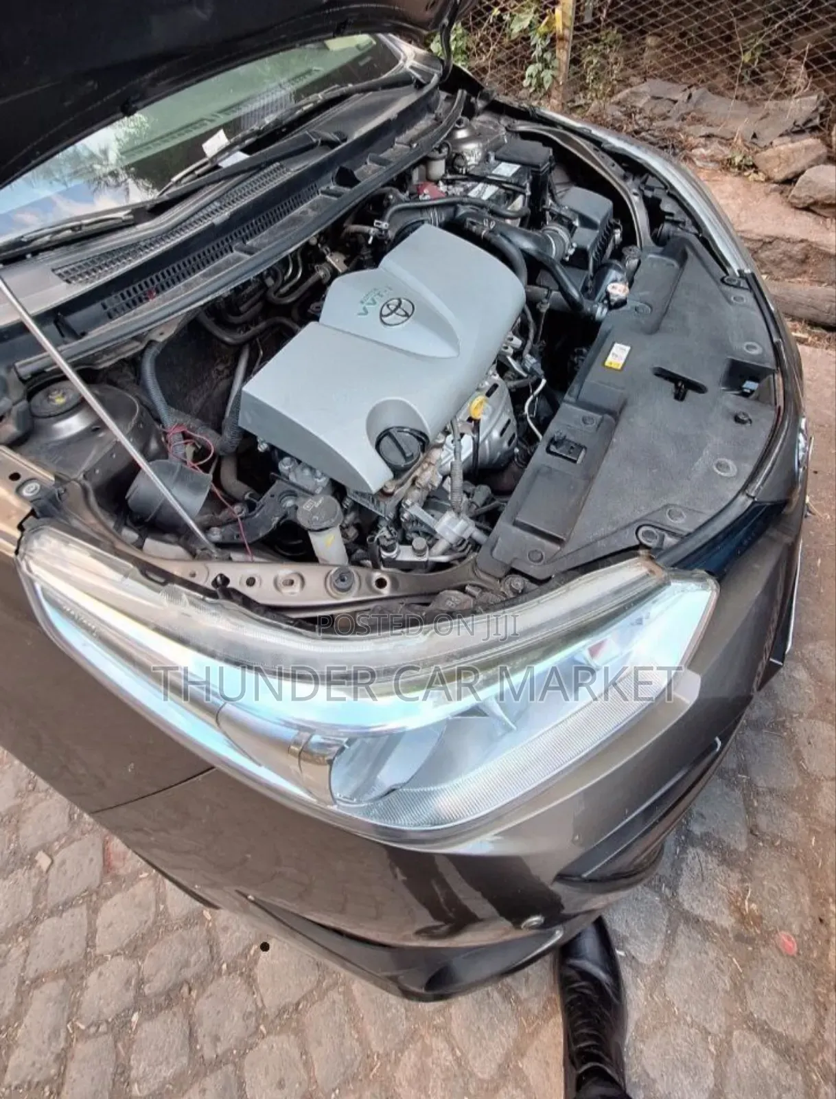 Toyota Yaris 2020 Gray