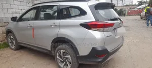 Toyota Rush 2022 Silver