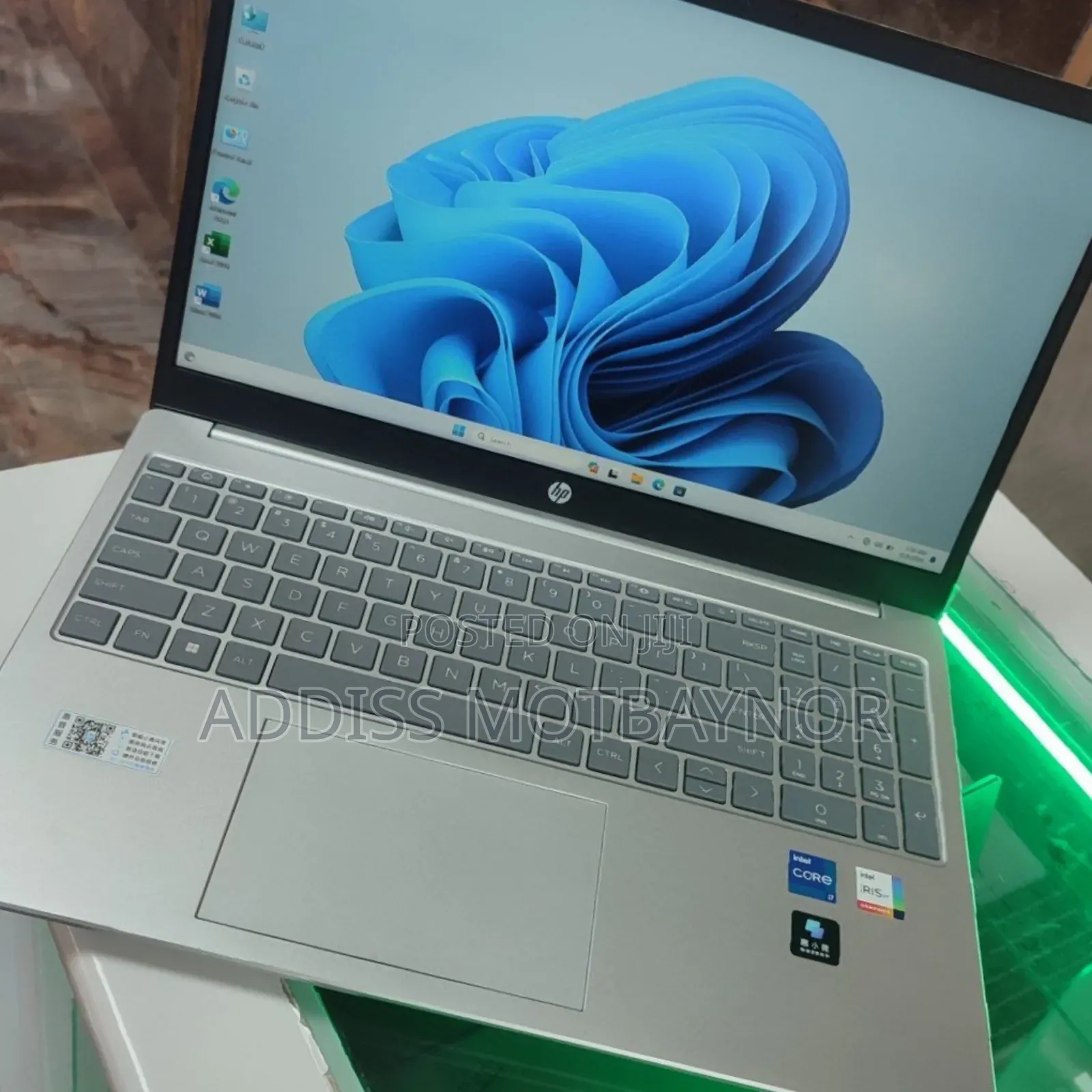 New Laptop HP Stream Notebook 8GB Intel Core I7 SSD 512GB