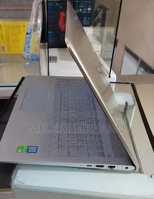 New Laptop HP Pavilion 15 8GB Intel Core I5 SSD 1T