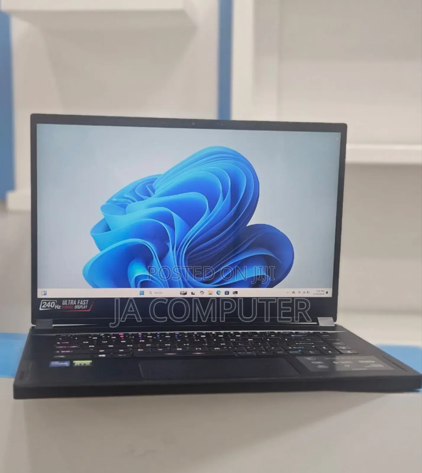 New Laptop MSI GS66 Stealth 10SGS 16GB Intel Core I7 SSD 1T