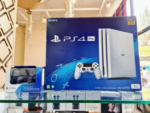 Photo - Sony Playstation 4 Pro