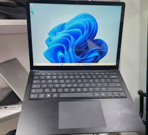 New Laptop Microsoft Surface Laptop 5 8GB Intel Core I5 SSD 512GB