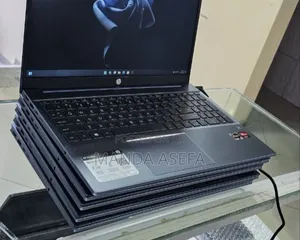 New Laptop HP Pavilion 15 8GB AMD Ryzen 5 SSD 512GB