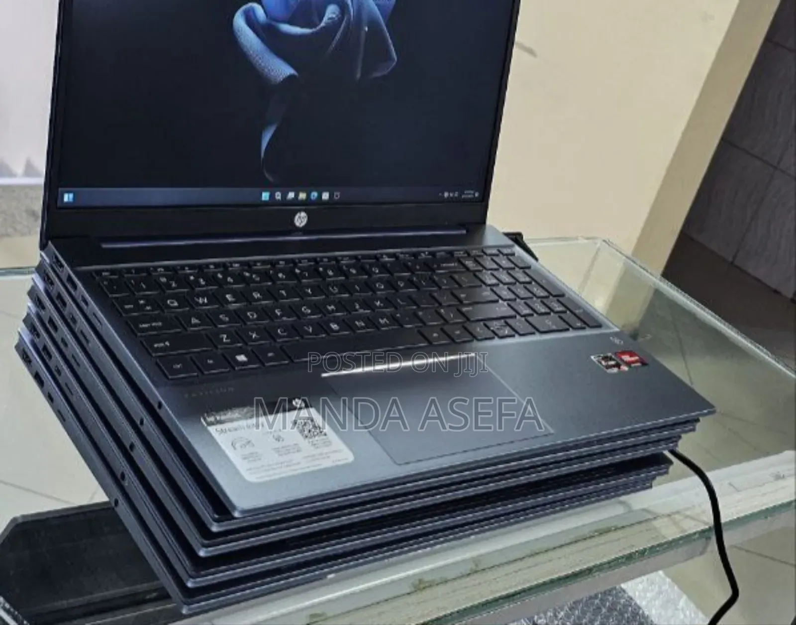 New Laptop HP Pavilion 15 8GB AMD Ryzen 5 SSD 512GB