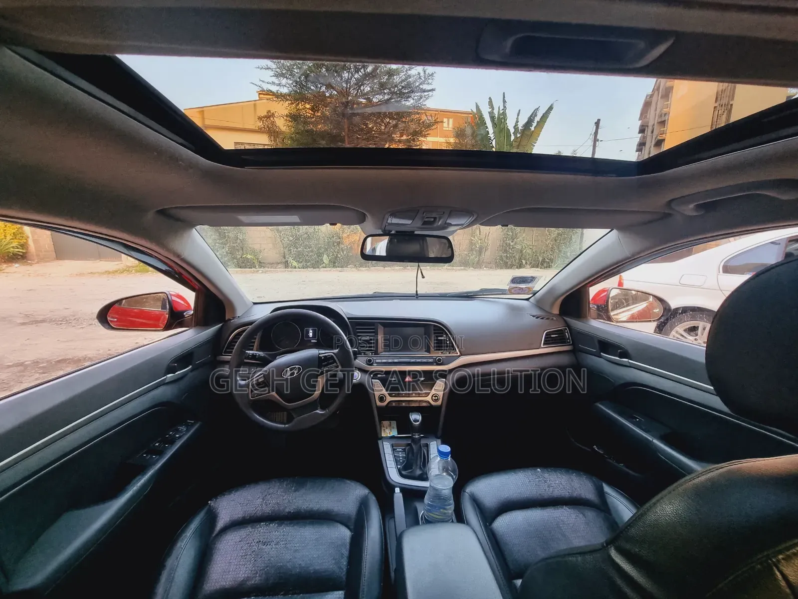 Hyundai Avante 2017 Red