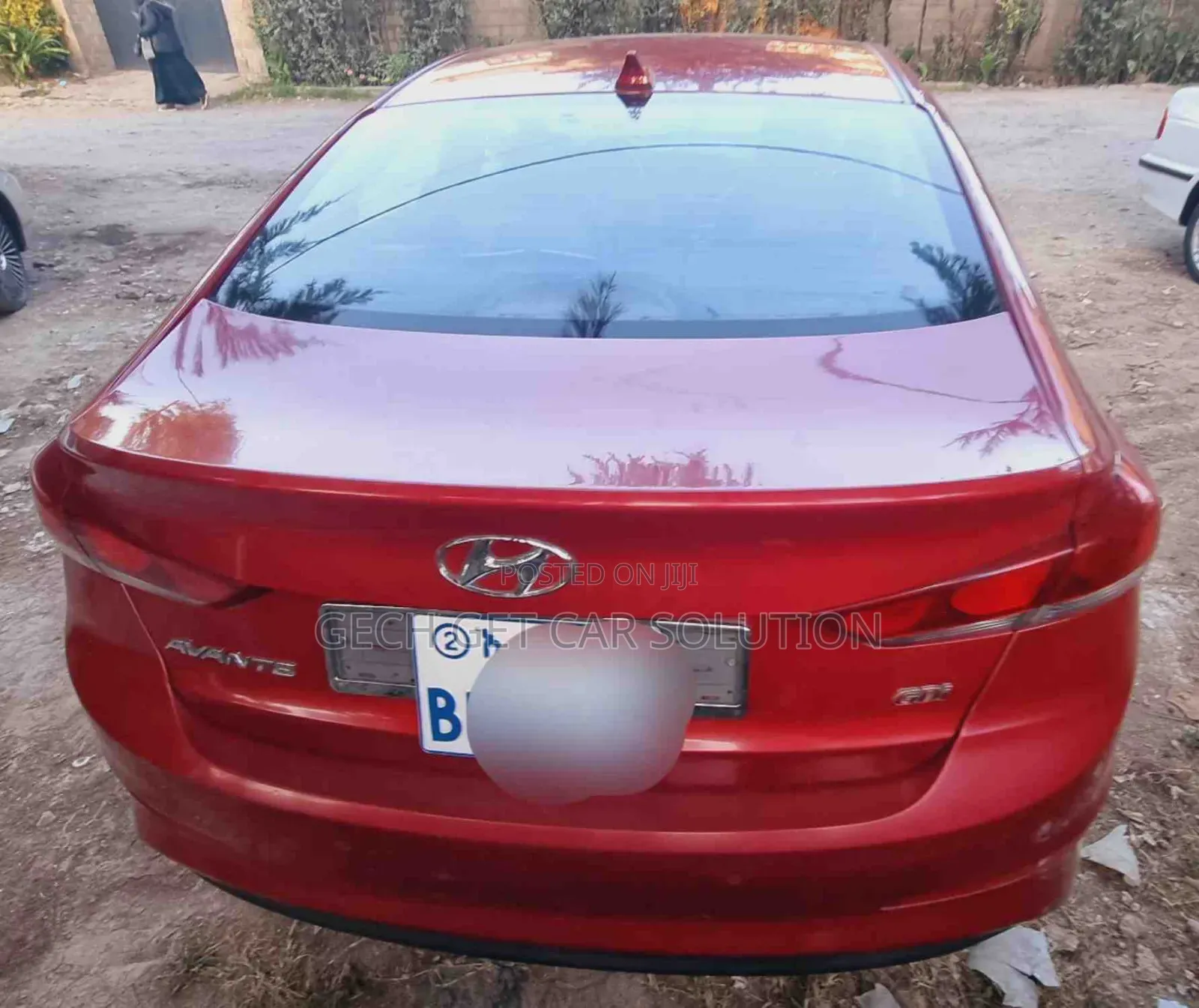 Hyundai Avante 2017 Red