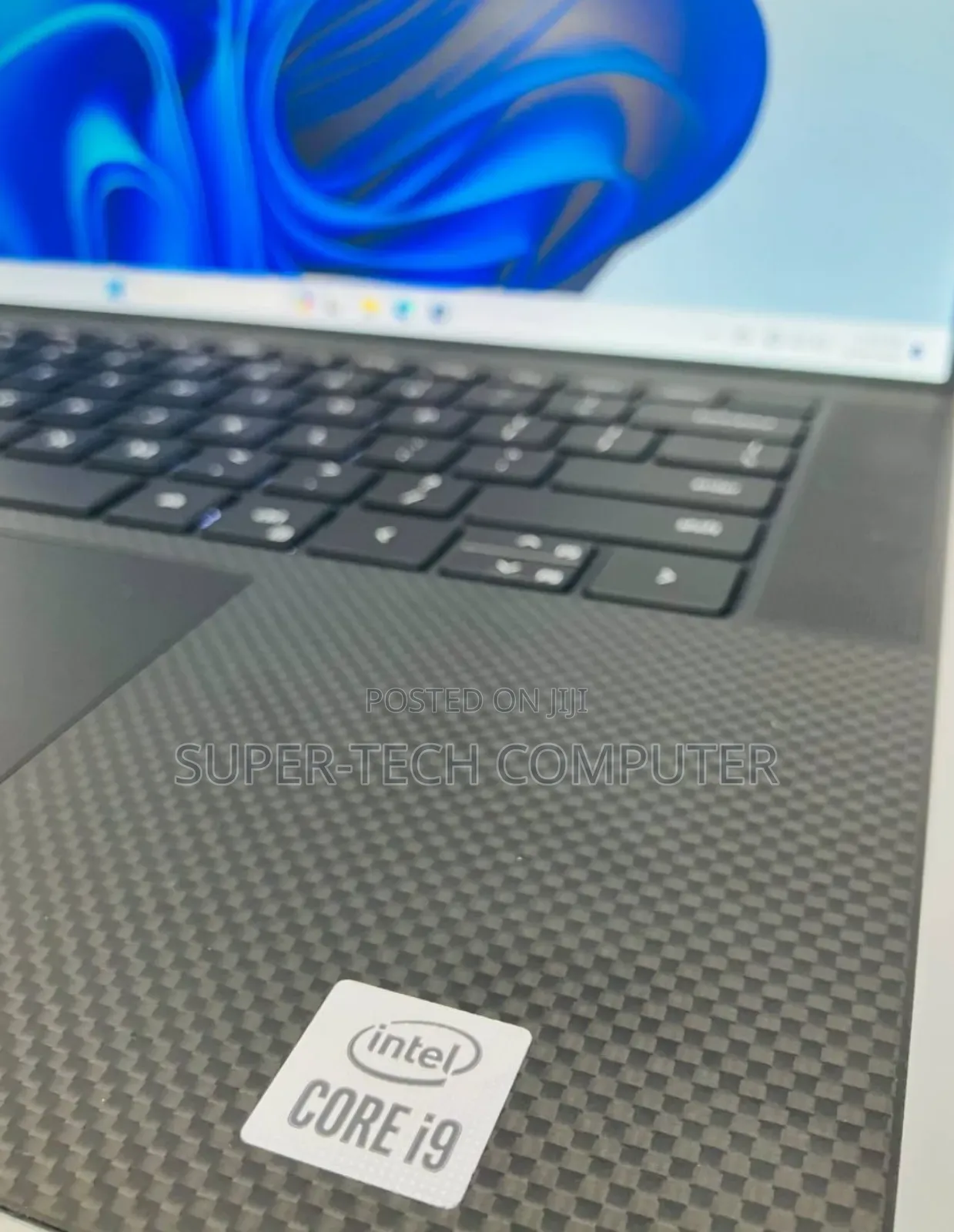 New Laptop Dell Precision 15 5540 16GB Intel Core I9 SSD 512GB