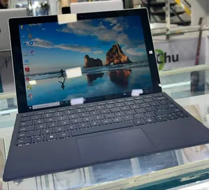 New Laptop Microsoft Surface 8GB Intel Core I5 SSD 256GB