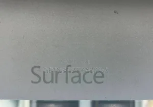 New Laptop Microsoft Surface 8GB Intel Core I5 SSD 256GB