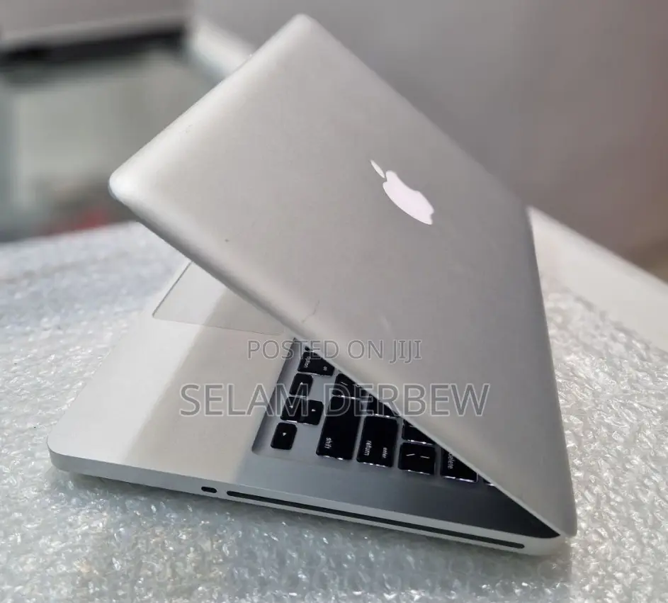 Laptop Apple MacBook Pro 2012 4GB Intel Core I5 HDD 500GB