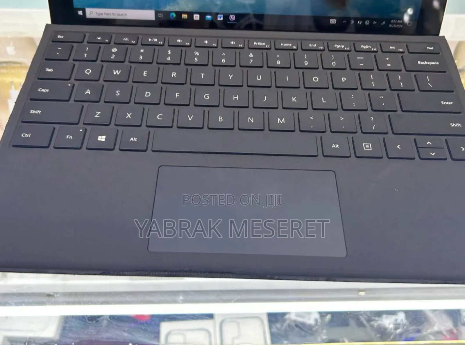 New Laptop Microsoft Surface 8GB Intel Core I5 SSD 256GB