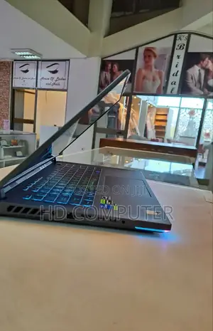 New Laptop Asus ROG Strix G15 16GB Intel Core I7 SSD 1T