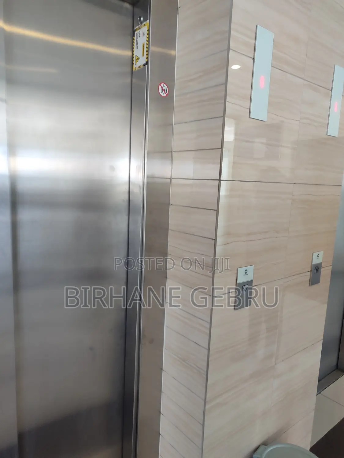 Luxury Apartiment Rent for Office