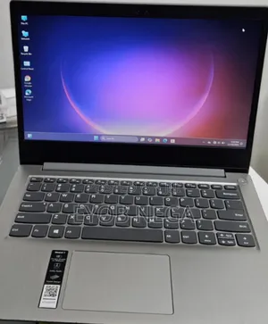 New Laptop Lenovo Ideapad 3 8GB Intel Core I5 SSD 256GB