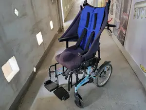 Kid's Wheelchair卬wheelchair Used非wheelchair0ㄉwheelchair