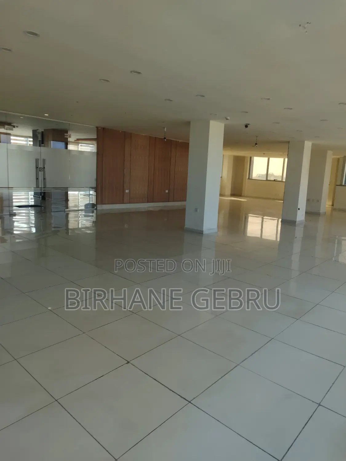 Luxury Apartment Rent for Office