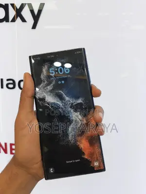 Photo - Samsung Galaxy S22 Ultra 128 GB Green