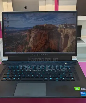 New Laptop Alienware M17x R2 16GB Intel Core I7 SSD 512GB
