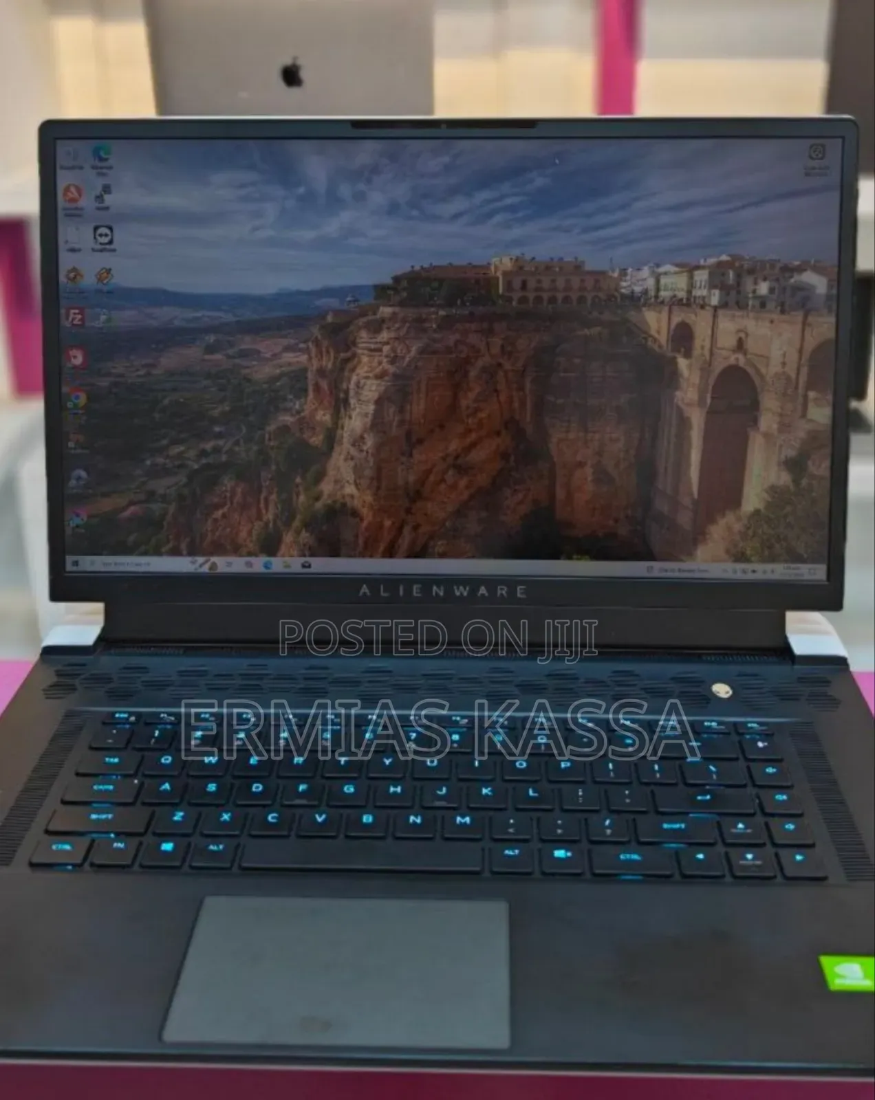 New Laptop Alienware M17x R2 16GB Intel Core I7 SSD 512GB