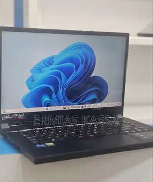 New Laptop MSI GS66 Stealth 10UE 16GB Intel Core I7 SSD 1T