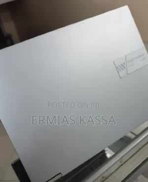 New Laptop Asus VivoBook 15 X505BA 16GB AMD Ryzen 7 SSD 1T