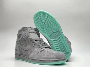 Jordan 1 Kaws Master Quality Shoes for You Made in Vietnam