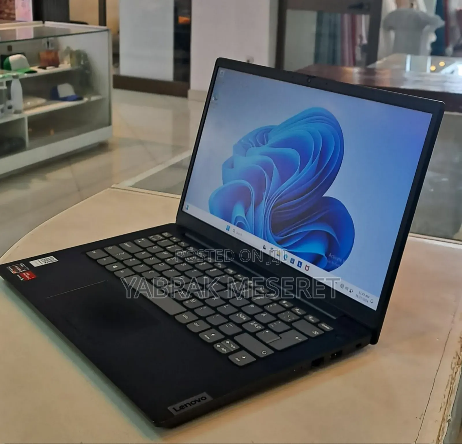 New Laptop Lenovo Ideapad 3 16GB AMD Ryzen 3 SSD 512GB