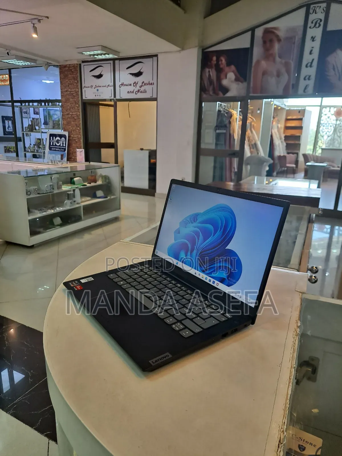 New Laptop Lenovo IdeaPad 1 8GB AMD Ryzen 3 SSD 256GB