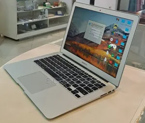 New Laptop Apple MacBook 8GB Intel Core I5 SSD 128GB