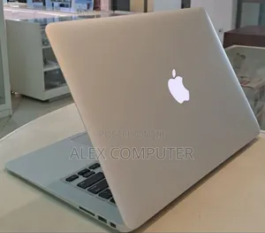 New Laptop Apple MacBook 2017 8GB Intel Core I7 SSD 128GB