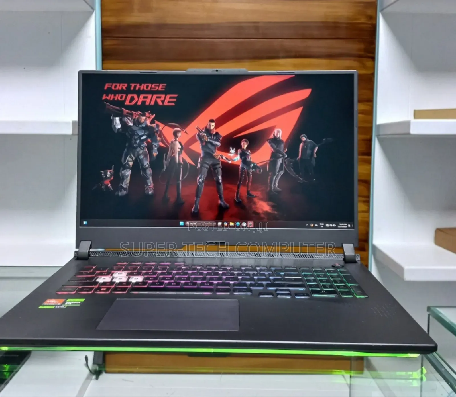 New Laptop Asus ROG Strix G17 16GB AMD Ryzen 9 SSD 1T
